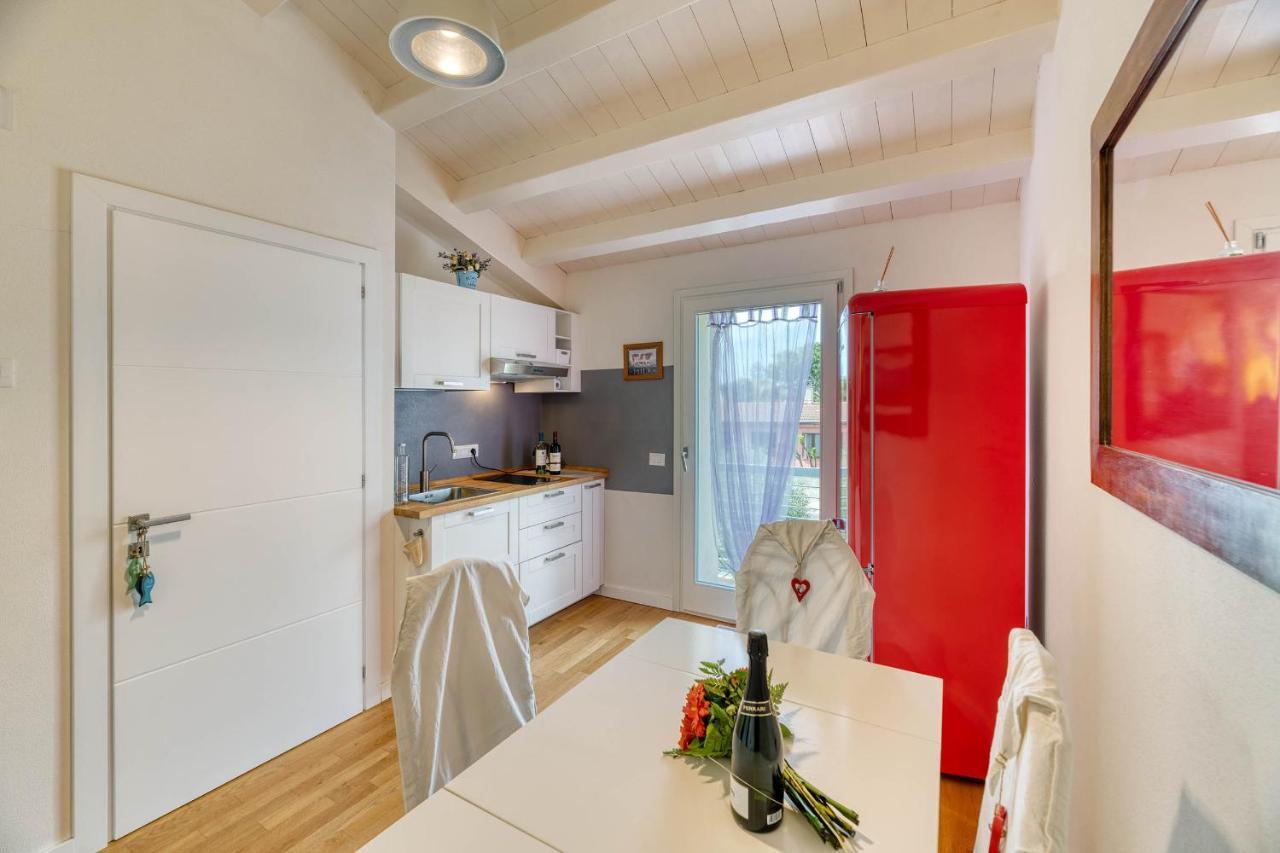 La Casa Degli Ulivi Appartamento In Villa Con Patio Quartu Sant'Elena Luaran gambar