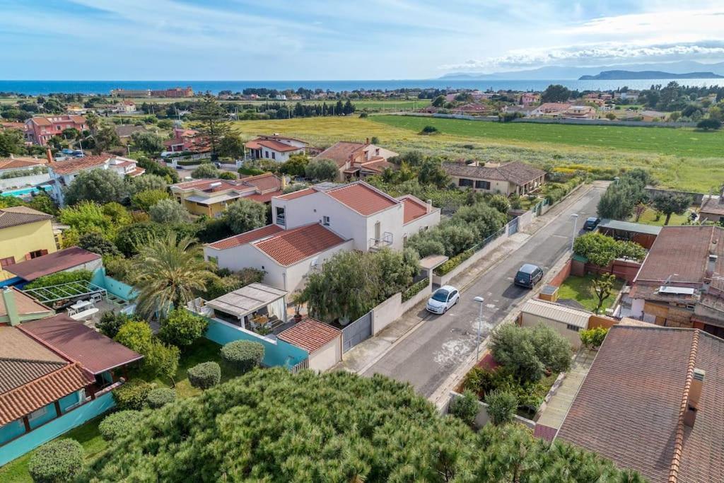 La Casa Degli Ulivi Appartamento In Villa Con Patio Quartu Sant'Elena Luaran gambar