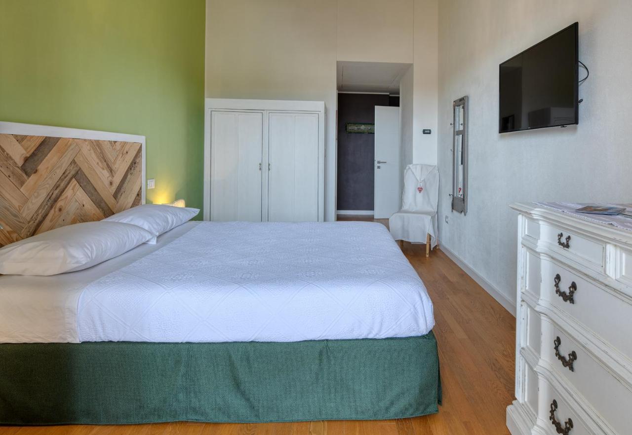 La Casa Degli Ulivi Appartamento In Villa Con Patio Quartu Sant'Elena Luaran gambar